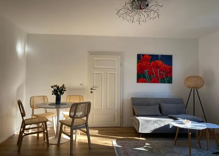 Hohe Pappel * Weimar (Thuringia)